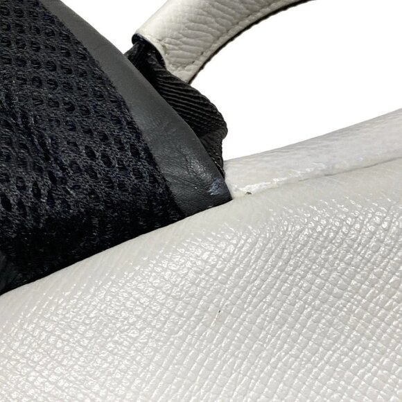 LOUIS VUITTON Discovery Backpack Bronze/Optic White Taigarama - Picture 4 of 15